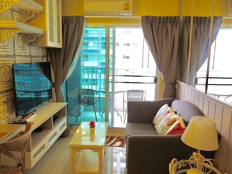 Lumpini Parkbeach Pattaya Pool View Jomtien Beach Exterior foto